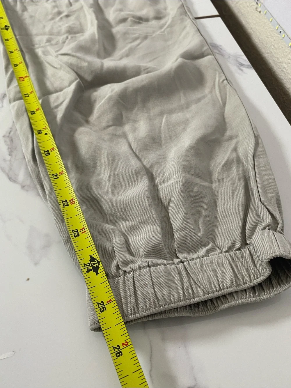 Vuori Trestles Linen Blend Twill Jogger Pant Medium Gray Relaxed Fit - Picture 9 of 10